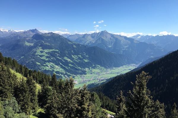 Sommer-Bergpanorama